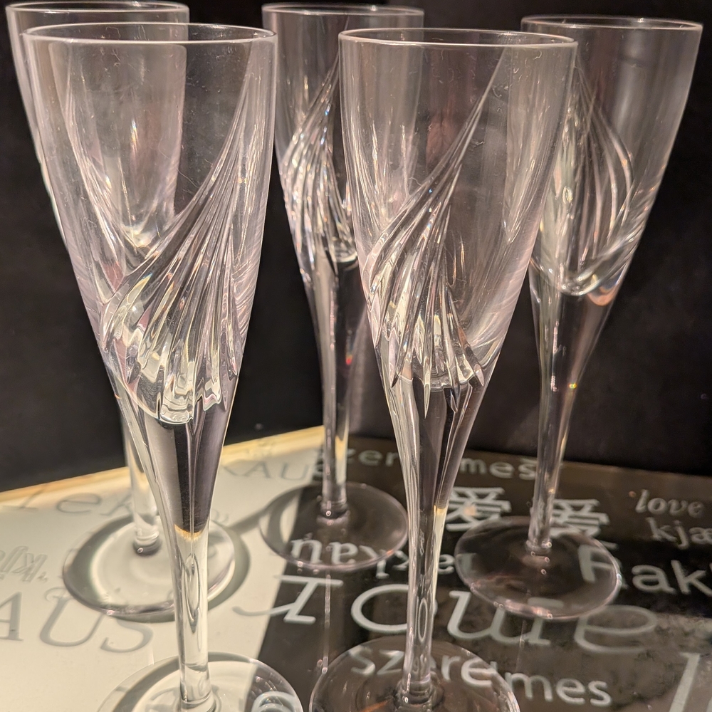 5 Elegant Clear Liqueur/ Cordial Flutes. 6.5 Inches High Flight(Cut) By Atlantis